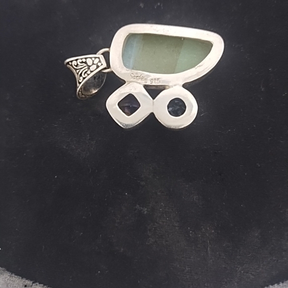 Elegant Gold and Blue Jewelry Set - Picture 4 of 5